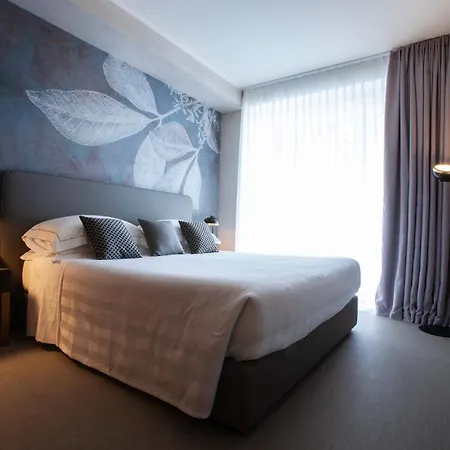 Diana Grand Отель