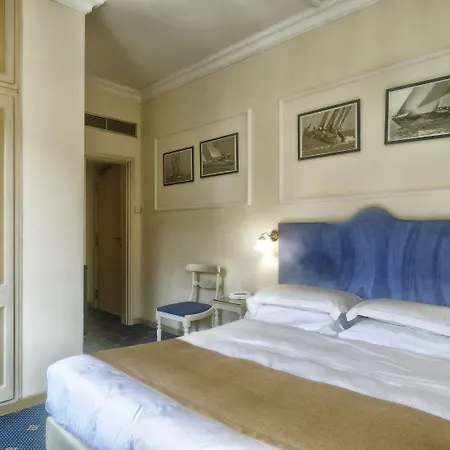 Diana Grand Отель 4*