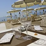 Hotel Diana Grand