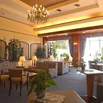 Diana Grand 4* アラッシオ