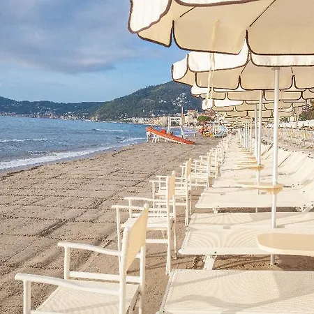Szálloda Diana Grand Alassio