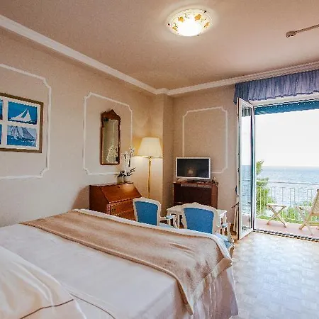 Diana Grand Szálloda 4*