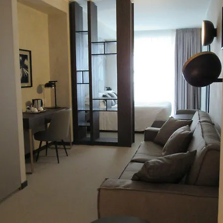 Diana Grand Hotel 4*