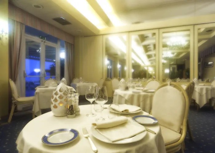 호텔 Diana Grand 4*