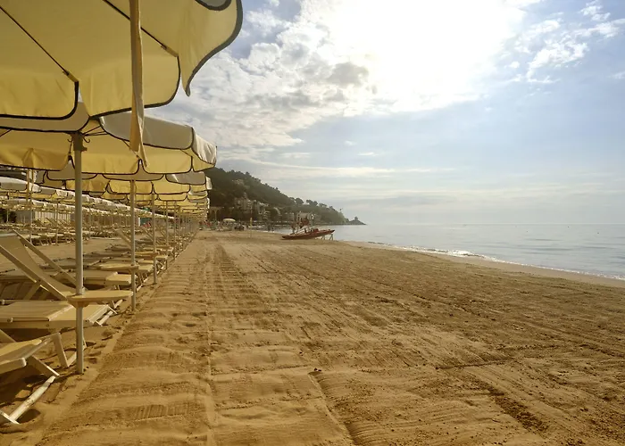 Hotel Diana Grand 4*