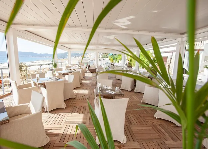 Diana Grand Hotel 4*